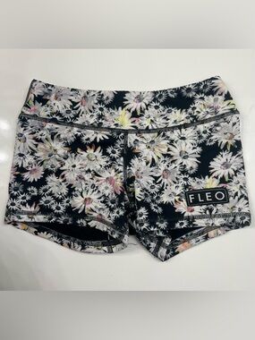 Fleo Black Daisy Floral Bike Shorts with Subtle Pastel Accents